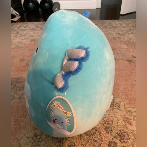 Squishmallows - Clutch the Axolotl 12 inch - Picture 2 of 4